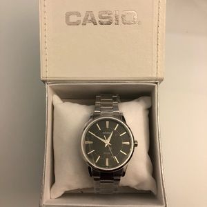 *BNWB* Casio Japan Movement Water Resistant Men’s Stainless Steel Watch